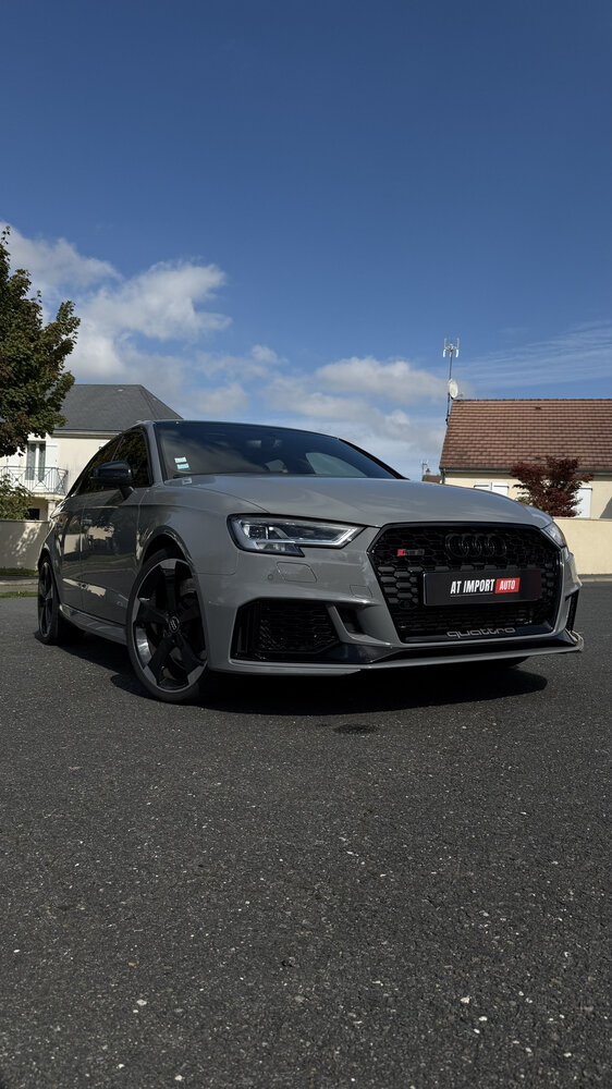 Audi RS3 Sportback grise Nardo importée par AT Import Auto